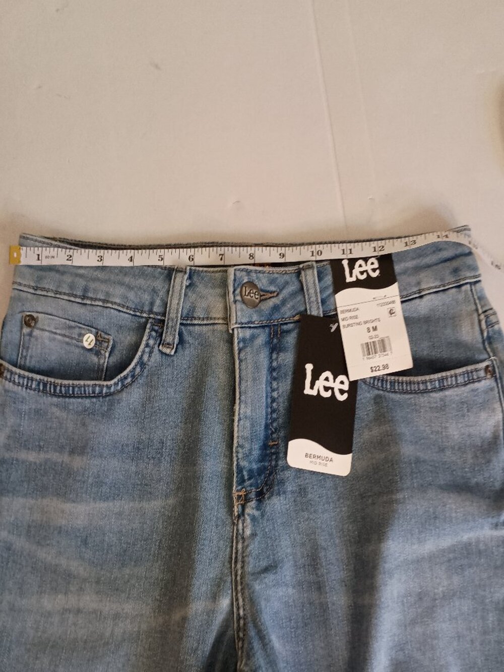 Lee Bermuda Mid-Rise Shorts Light Blue Frayed Hem NWT Women’s 8 - Picture 12 of 16